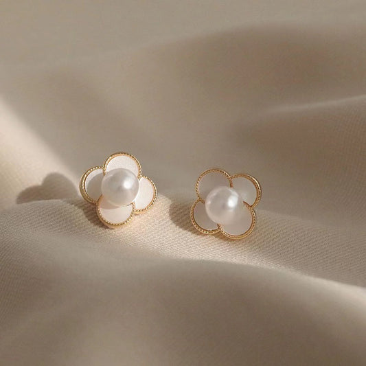 Aphrodite Four-leaf Clover Fresh Water Pearl Earrings