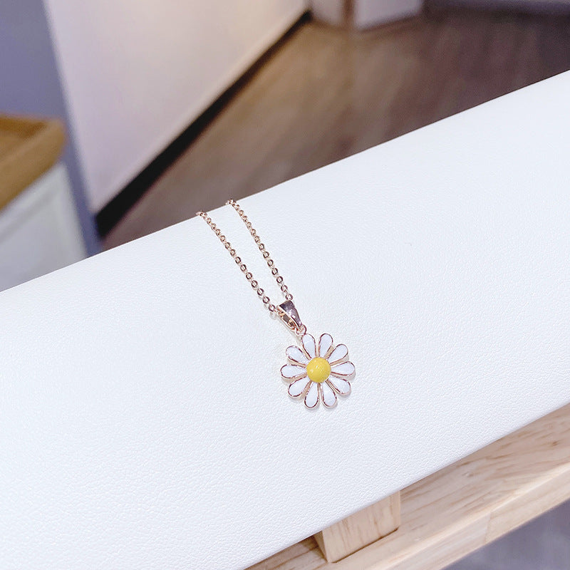 Daisy Flower Necklace