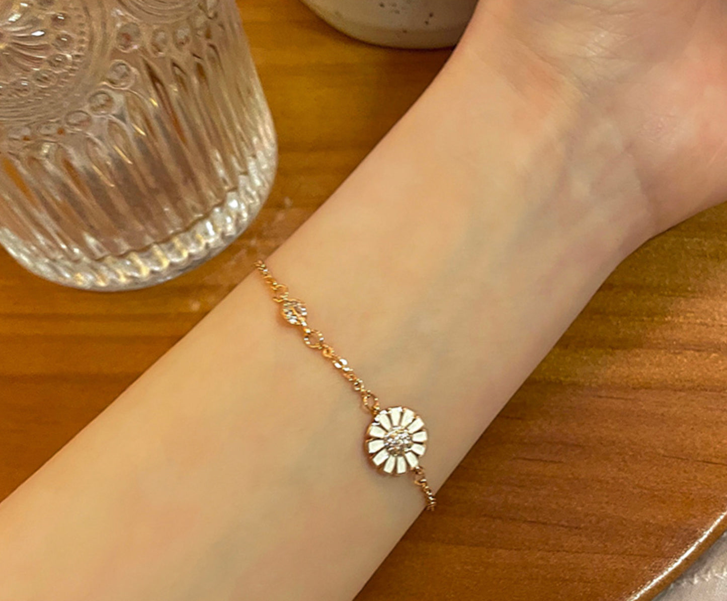 Daisy Flower Daily Wear Bracelet