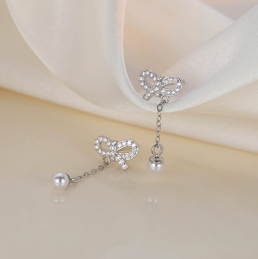 Bow with Mini Pearl Drop Earrings