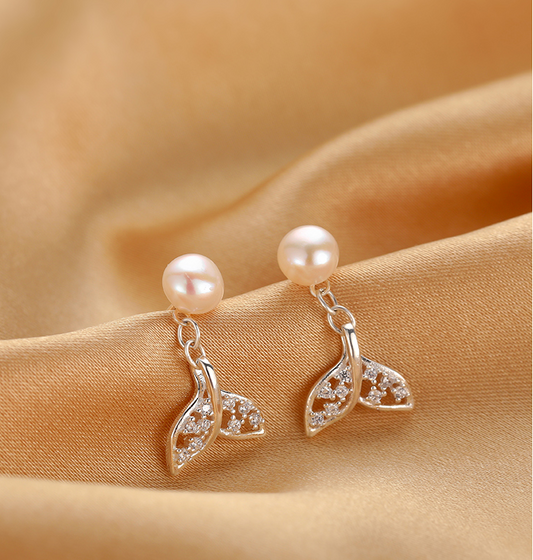 Fish Tail Earrings with Pearl