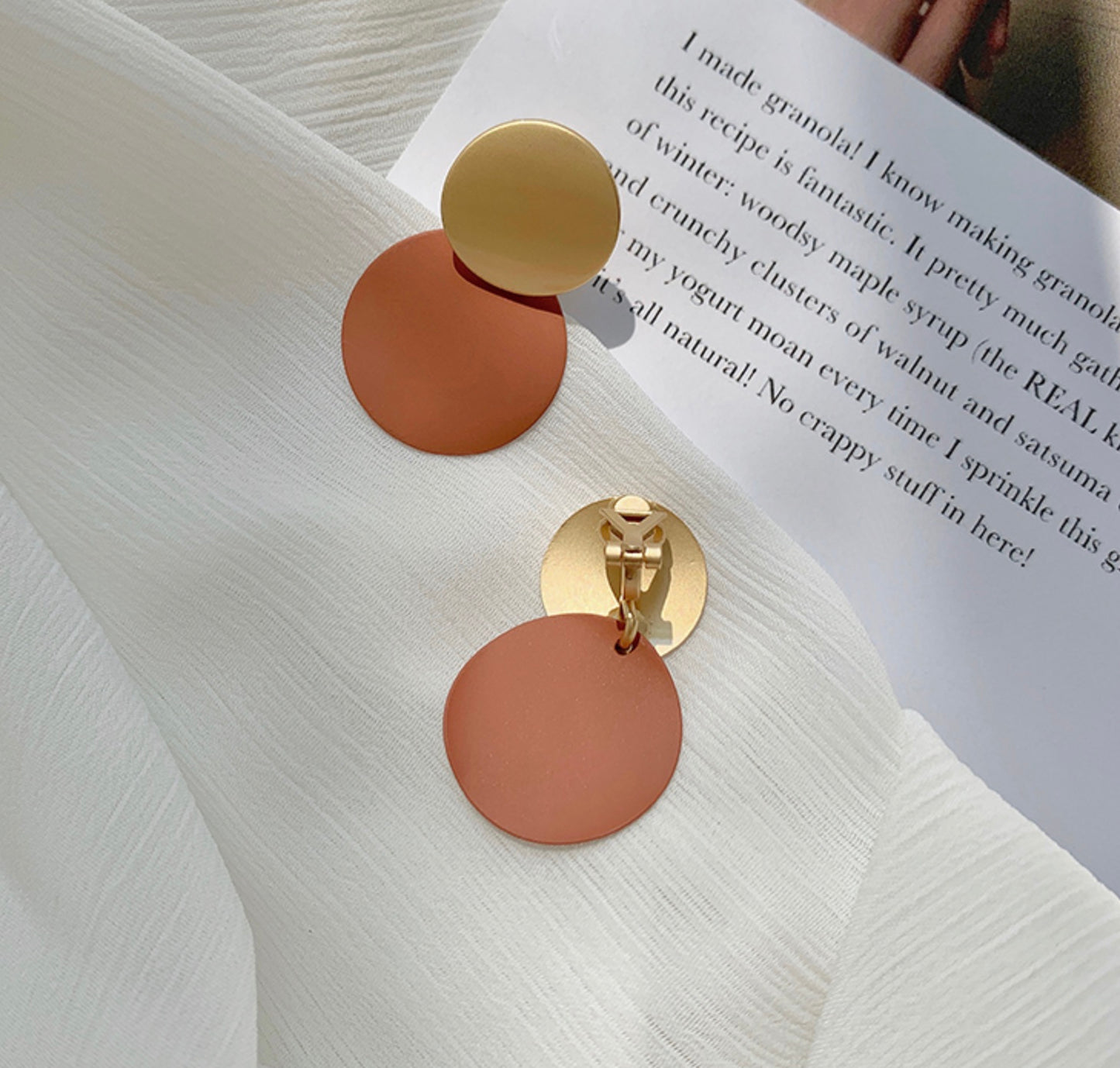 Minimalist Acrylic Block Round Earrings